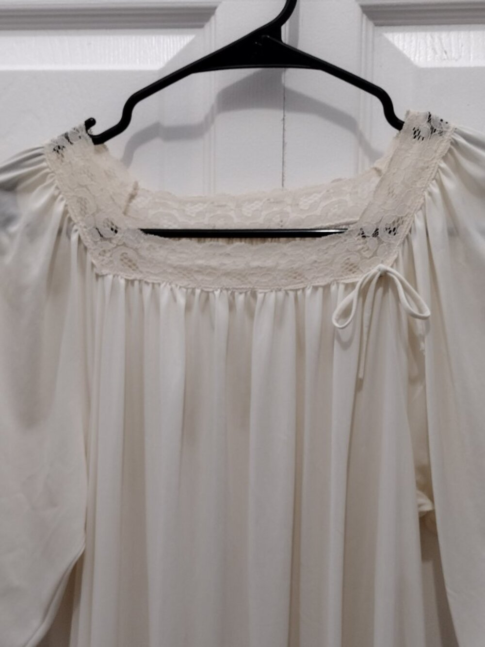 Vintage Komar Cream Lace Trim Nightgown Maxi Gown Small 100% Antron Nylon - Picture 6 of 9